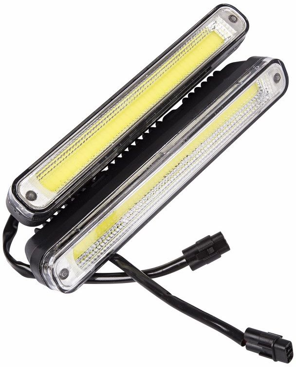 Дневные ходовые огни Lamper, 20 Вт80-1132 Дневные ходовые огни Lamper, 20 Вт80-1132Дневные ходовые огни предназначены для создания хорошей видимости автомобиля на дороге с целью достижения высокого уровня безопасности движения. Рабочее напряжение: 8-16 В Потребляемая мощность: 20 Вт Продолжительность работы: до 50 000 часов Температура работы: от -40°C до +85°C.
