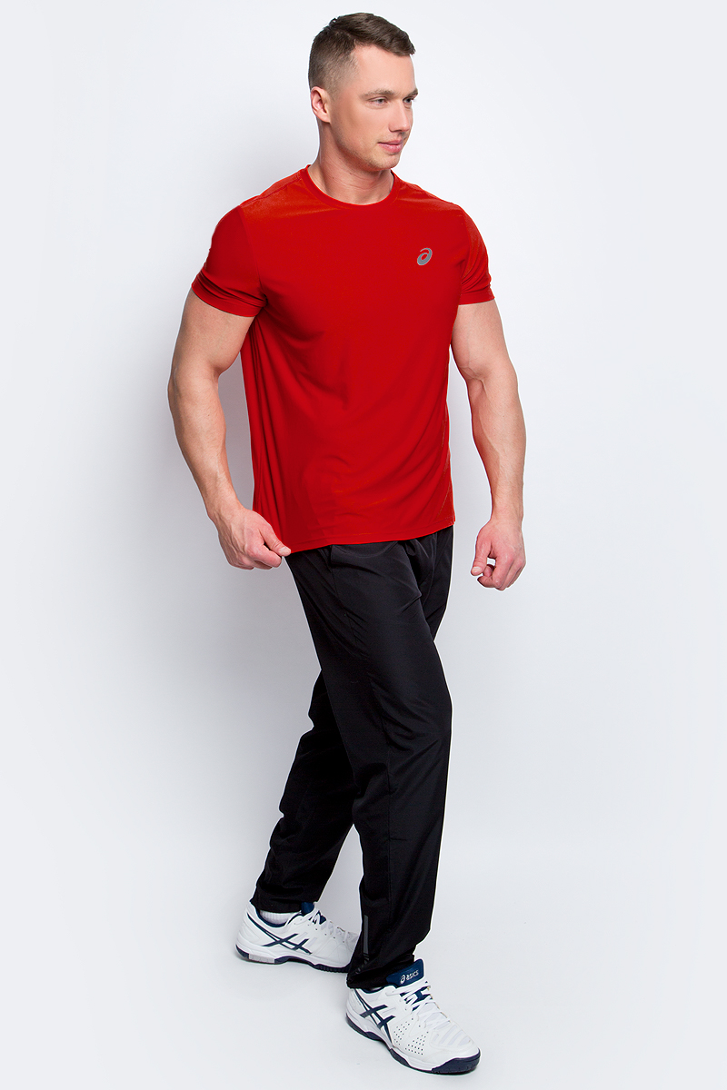 Футболка для бега мужская Asics SS Top, цвет: красный. 134084-0626. Размер XXL (54/56)134084-0626 Футболка для бега мужская Asics SS Top, цвет: красный. 134084-0626. Размер XXL (54/56)134084-0626Стильная мужская футболка для бега Asics SS Top, выполненная из высококачественного полиэстера, обладает высокой воздухопроницаемостью и превосходно отводит влагу от тела, оставляя кожу сухой даже во время интенсивных тренировок. Такая футболка великолепно подойдет как для повседневной носки, так и для спортивных занятий.Модель с короткими рукавами и круглым вырезом горловины - идеальный вариант для создания модного современного образа. Футболка оформлена светоотражающим логотипом на груди и контрастной полоской на спинке. Такая футболка идеально подойдет для занятий спортом и бега. В ней вы всегда будете чувствовать себя уверенно и комфортно.