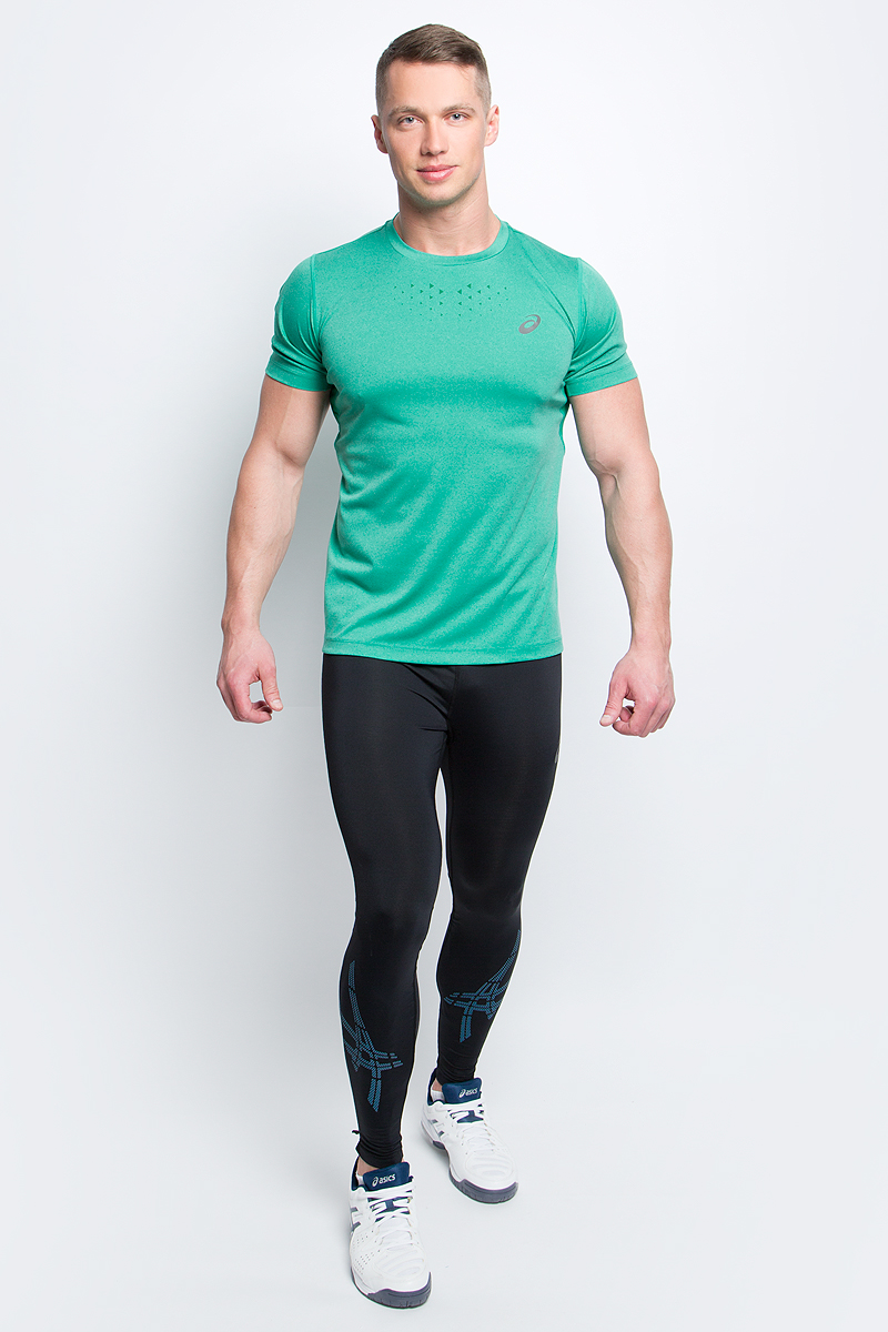Футболка для бега мужская Asics Stride SS Top, цвет: зеленый. 141198-5013. Размер M (48/50)141198-5013 Футболка для бега мужская Asics Stride SS Top, цвет: зеленый. 141198-5013. Размер M (48/50)141198-5013Мужская футболка Asics выполнена из эластичного полиэстера.У модели классический круглый ворот и короткие стандартные рукава. Изделие оформлено дышащими вставками и дополнено светоотражающими деталями. Технология Motion Dry позволяет выводить влагу, оставляя тело сухим и сохраняя его оптимальный температурный режим.