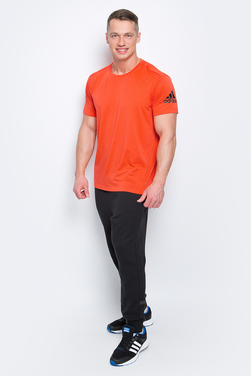 Футболка мужская adidas Freelift Prime, цвет: оранжевый. BK6090. Размер XL (56/58)