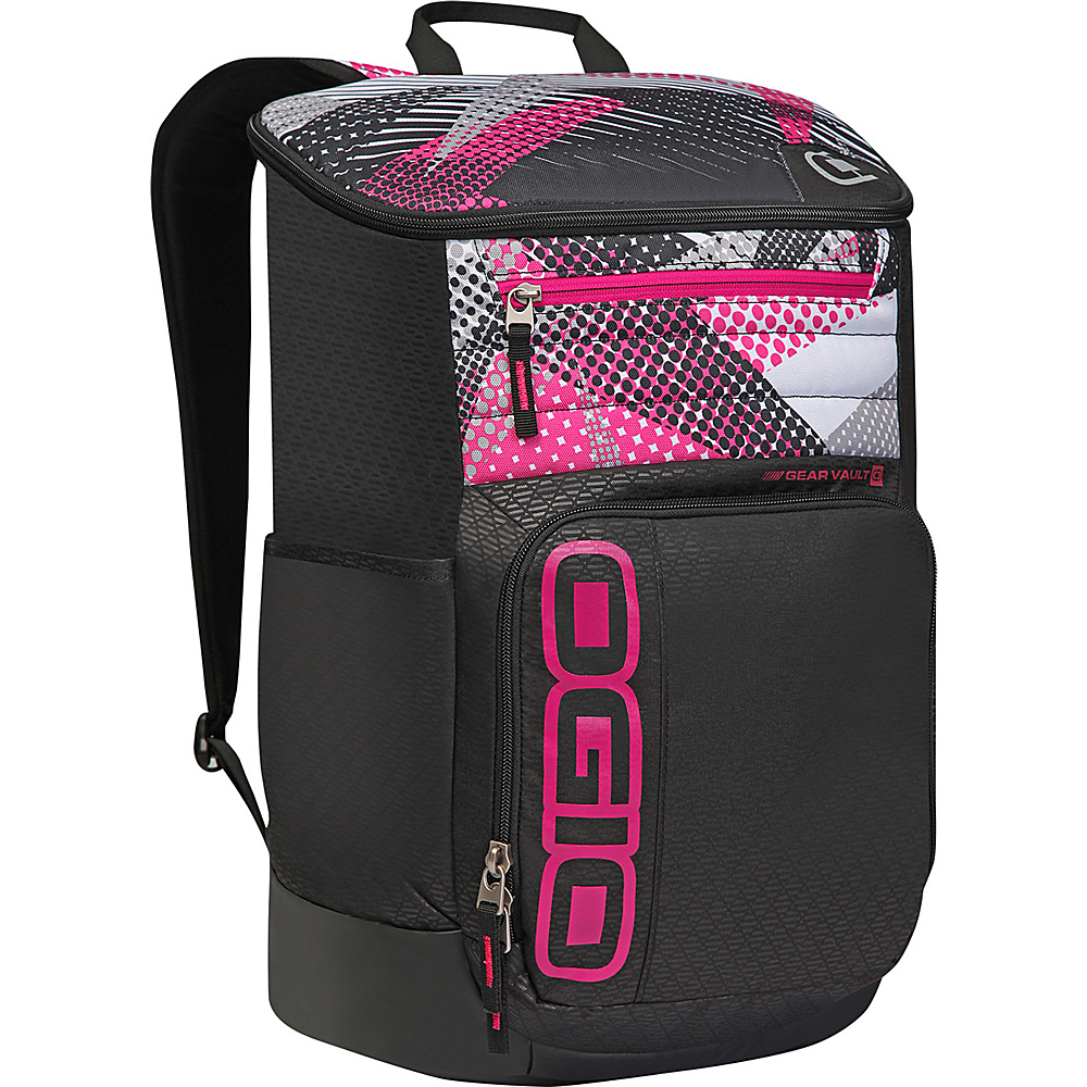 Рюкзак городской OGIO Active. C4 Sport Pack (A/S), цвет: черный, фуксия. 031652226913031652226913 Рюкзак городской OGIO Active. C4 Sport Pack (A/S), цвет: черный, фуксия. 031652226913031652226913Городской рюкзак OGIO Active. C4 Sport Pack (A/S) - это удобнейший рюкзак для занятий спортом с огромным основным отделением и несколькими внешними карманами. Туда поместится экипировка практически для любого вида спорта. Рюкзак оснащен ручкой для переноски, двумя регулируемыми плечевыми ремнями. Имеются четыре наружных кармана (два из них на молнии и два - без застежки), одно объемное отделение с застежкой на молнию и три внутренних кармана без застежки.OGIO - высокотехнологичный продукт от американского производителя. Вместимые сумки для путешествий, работы и отдыха, специальная коллекция городских сумок для женщин, жесткие боксы под мелкий инвентарь и многое другое.