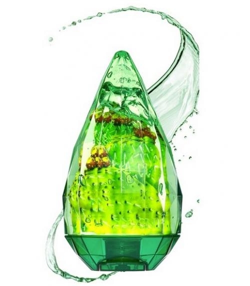 SNP Гель многофункциональный с экстрактом кактуса Cactus 90% Soothing Gel, 265гр27294 SNP Гель многофункциональный с экстрактом кактуса Cactus 90% Soothing Gel, 265гр27294Многофункциональный успокаивающий гель для лица и тела с экстрактом кактуса 90%. SNP Cactus 90% Soothing Gel — 265g.Незаменим для повседневного ухода, а также во время поездок, путешествий, отдыха на даче и пляже. Гель при использовании для лица оказывает увлажняющее, успокаивающее, противовоспалительное и ранозаживляющее действие. Легкий невесомый гель легко наносится и моментально впитывается, освежая и тонизируя лицо, не оставляя липкой пленки и надолго придает ощущение свежести и увлажненности. Содержит активный освежающий комплекс, дающий моментальное охлаждение и ощущение комфорта. Обогащен экстрактом опунции кактуса (90%).Фитоэкстракт кактуса используется как увлажняющее средство, поддерживающие естественный водный баланс тканей кожи, оказывает ранозаживляющее и охлаждающее действие. Благодаря своей нежной структуре может использоваться для детей. Средство гипоаллергенно, не содержит парабенов, искусственных красителей.Может использоваться практически для всего тела:• для увлажнения лица, как маска для век,• в качестве базы под макияж,• гель для тела,• гель для рук и ногтей,• гель после бритья,• а также как гель от солнечных ожогов и укусов насекомых.