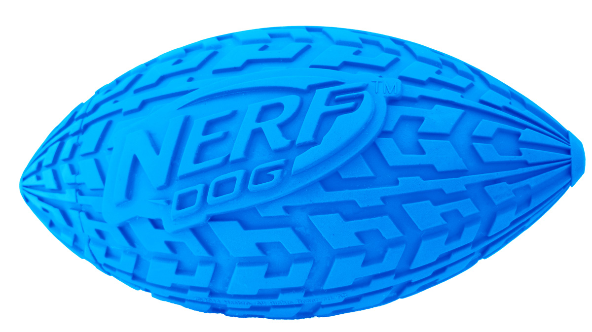 Мяч для собак Nerf Регби, с пищалкой, цвет: голубой, 15 см22446 Мяч для собак Nerf Регби, с пищалкой, цвет: голубой, 15 см22446Мяч-регби Nerf имеет уникальный рисунок протектора шины.Изготовлен из сверхпрочной резины, что обеспечивает долговечность использования. Подходит для собак с самой мощной челюстью. Оснащен пищалкой.Яркие привлекательные цвета.Размер M: 15 см.