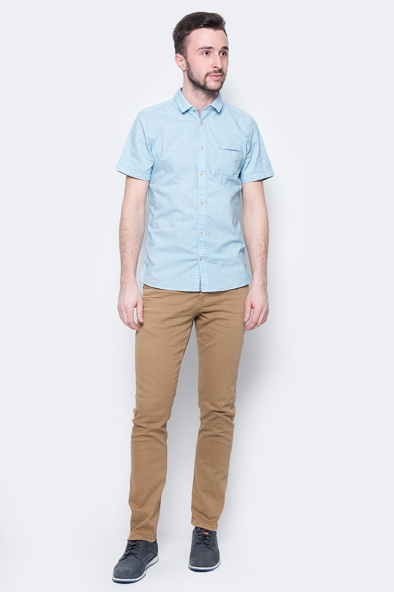 Джинсы мужские Tom Tailor, цвет: коричневый. 6205521.00.10_8281. Размер 30-32 (46-32)6205521.00.10_8281 Джинсы мужские Tom Tailor, цвет: коричневый. 6205521.00.10_8281. Размер 30-32 (46-32)6205521.00.10_8281Стильные мужские джинсы Tom Tailor - джинсы высочайшего качества, которые прекрасно сидят. Модель-слим средней посадки изготовлена из высококачественного эластичного хлопка, не сковывает движения и дарит комфорт.Джинсы на талии застегиваются на металлическую пуговицу и ширинку на молнии, а также имеют в поясе шлевки для ремня. Спереди модель дополнена двумя втачными карманами и одним накладным маленьким кармашком, а сзади - двумя большими накладными карманами. Изделие оформленоперманентными складками. Эти модные и в тоже время удобные джинсы помогут вам создать оригинальный современный образ.