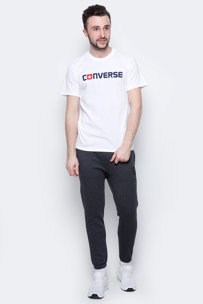 Футболка мужская Converse Knitted SS Crew Tee, цвет: белый. 10001970102. Размер XS (44)10001970102 Футболка мужская Converse Knitted SS Crew Tee, цвет: белый. 10001970102. Размер XS (44)10001970102Футболка Converse - оптимальный вариант для активного отдыха и повседневного использования. Модель выполнена из хлопка, что обеспечивает максимально комфортные ощущения во время использования. Крупный принт на груди придает изделию оригинальность.