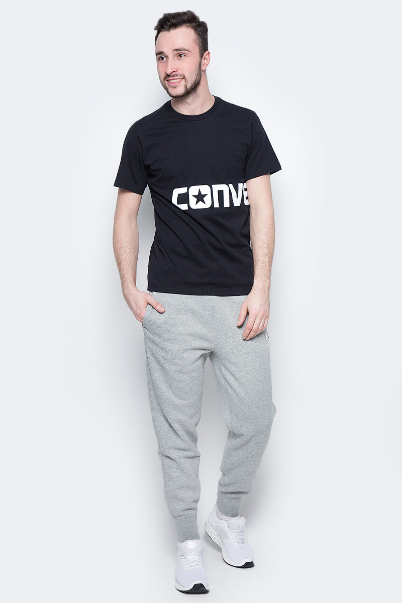 Футболка мужская Converse Knitted SS Crew Tee, цвет: черный. 10003676001. Размер S (46)10003676001 Футболка мужская Converse Knitted SS Crew Tee, цвет: черный. 10003676001. Размер S (46)10003676001Футболка Converse - оптимальный вариант для активного отдыха и повседневного использования. Модель выполнена из хлопка, что обеспечивает максимально комфортные ощущения во время использования. Крупный принт на груди и на спине придает изделию оригинальность.
