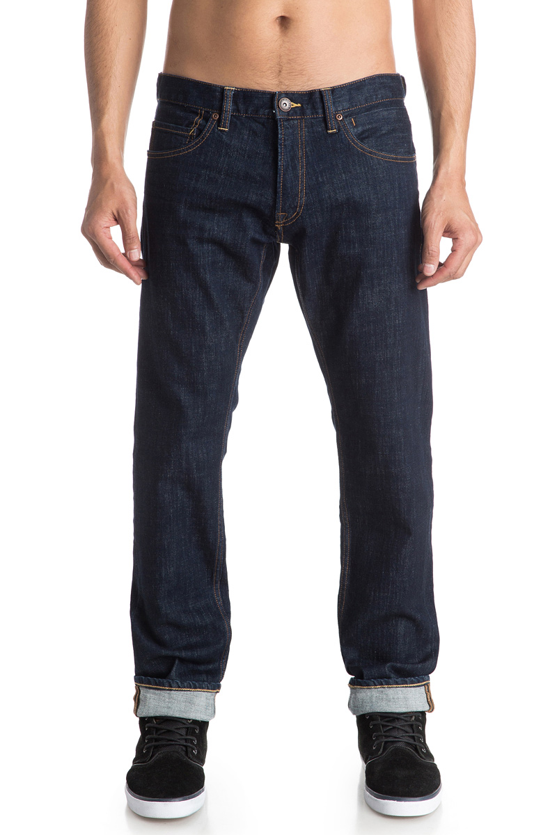 Джинсы мужские Quiksilver, цвет: синий. EQYDP03317-BSNW. Размер 30-32 (46-32)EQYDP03317-BSNW Джинсы мужские Quiksilver, цвет: синий. EQYDP03317-BSNW. Размер 30-32 (46-32)EQYDP03317-BSNWМужские джинсы Quiksilver выполнены из высококачественного материала. Джинсы застегиваются на пуговицу в поясе и ширинку на застежке-молнии, дополнены шлевками для ремня. Спереди модель дополнена двумя втачными карманами, одним маленьким накладным, а сзади - двумя накладными карманами.