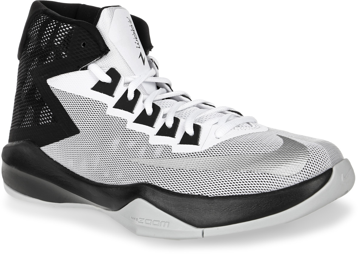 Кроссовки для баскетбола мужские Nike Zoom Devosion Basketball Shoe, цвет: белый, черный. 844592-100. Размер 12 (46,5)844592-100 Кроссовки для баскетбола мужские Nike Zoom Devosion Basketball Shoe, цвет: белый, черный. 844592-100. Размер 12 (46,5)844592-100Кроссовки для баскетбола Zoom Devosion Basketball Shoe от Nike обеспечивают непревзойденную амортизацию и комфорт. Модель выполнена из сетчатого текстиля с бесшовными полимерными накладками. Материал обеспечивает отличную воздухопроницаемость. Бесшовная конструкция повышает уровень комфорта в движении. Литая стелька обеспечивает дополнительную поддержку. Подкладка из текстиля не натирает. Технология Zoom и подошва Cushlon обеспечивают оптимальную амортизацию и смягчают ударные нагрузки.