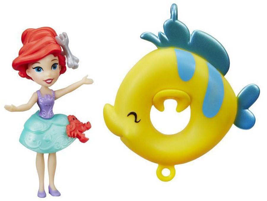 Disney Princess Игровой набор с куклой Ариэль плавающая на круге