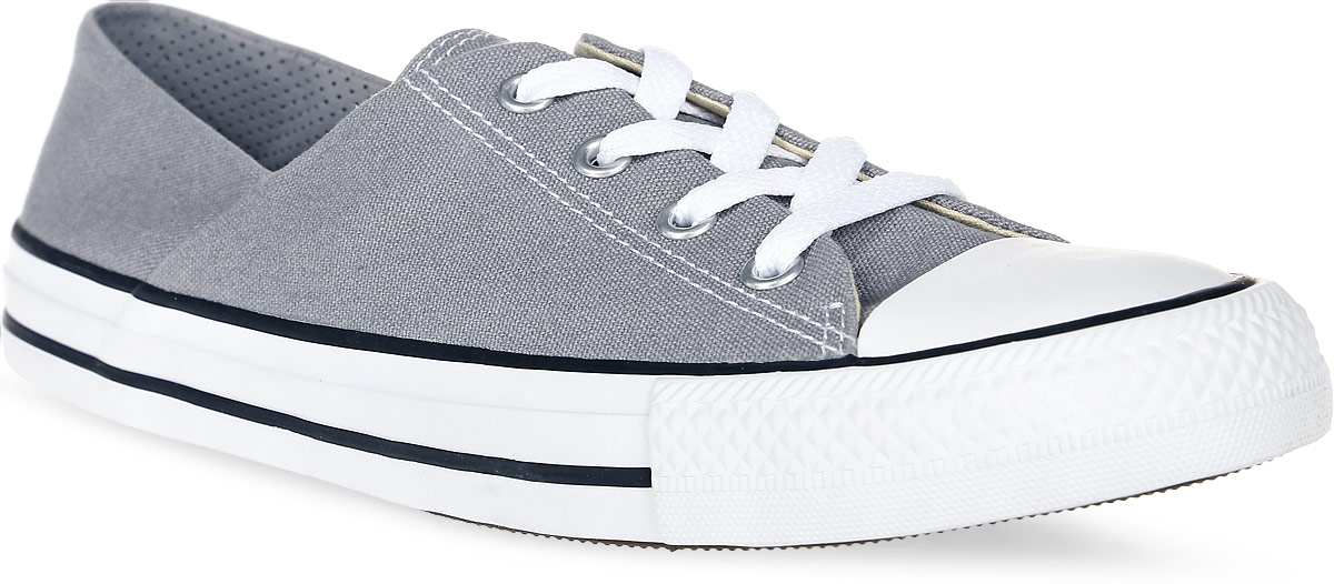 Кеды женские Converse Chuck Taylor All Star Coral, цвет: серый. 555904. Размер 5,5 (36)555904 Кеды женские Converse Chuck Taylor All Star Coral, цвет: серый. 555904. Размер 5,5 (36)555904Стильные женские кеды Chuck Taylor All Star Coral от Converse созданы для тех, кто предпочитает оригинальный дизайн и непревзойденное качество. Кеды выполнены из плотного текстиля и оформлены декоративной прострочкой. Мыс защищен резиновой накладкой. Классическая шнуровка надежно фиксирует обувь на ноге. Стелька и подкладка из мягкого текстиля комфортны при ходьбе. Подошва исполнена из износостойкой резины. Рифление на подошве обеспечивает идеальное сцепление с любыми поверхностями. Эффектные кеды помогут вам создать яркий, динамичный образ.