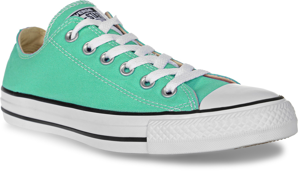 Кеды женские Converse Chuck Taylor All Star, цвет: бирюзовый. 155737. Размер 6 (39)155737 Кеды женские Converse Chuck Taylor All Star, цвет: бирюзовый. 155737. Размер 6 (39)155737Стильные женские кеды Chuck Taylor All Star от Converse созданы для тех, кто предпочитает оригинальный дизайн и непревзойденное качество. Кеды выполнены из плотного текстиля и оформлены контрастной прострочкой. Мыс защищен резиновой накладкой. Сбоку предусмотрены отверстия с люверсами для вентиляции. Классическая шнуровка надежно фиксирует обувь на ноге. Стелька и подкладка из мягкого текстиля комфортны при ходьбе. Подошва исполнена из износостойкой резины контрастного цвета. Рифление на подошве обеспечивает идеальное сцепление с любыми поверхностями. Эффектные кеды помогут вам создать яркий, динамичный образ.