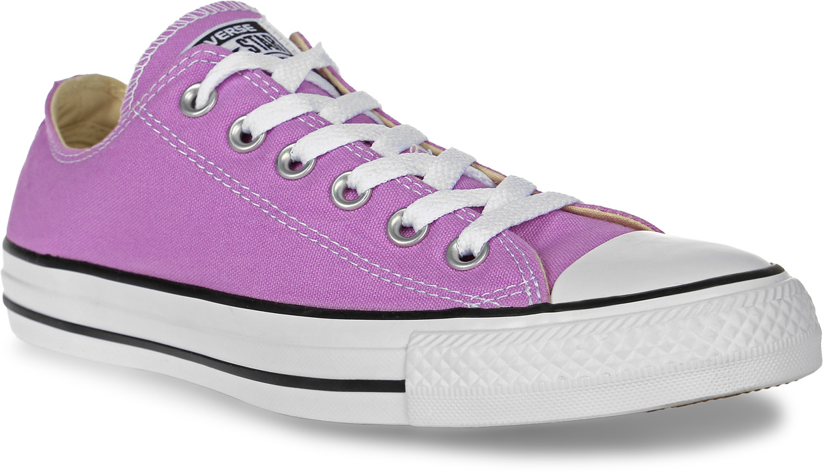 Кеды женские Converse Chuck Taylor All Star, цвет: сиреневый. 155576. Размер 5,5 (38)155576 Кеды женские Converse Chuck Taylor All Star, цвет: сиреневый. 155576. Размер 5,5 (38)155576Стильные женские кеды Chuck Taylor All Star II от Converse созданы для тех, кто предпочитает оригинальный дизайн и непревзойденное качество. Кеды выполнены из плотного текстиля и оформлены контрастной прострочкой. Мыс защищен резиновой накладкой. Сбоку предусмотрены отверстия с люверсами для вентиляции. Классическая шнуровка надежно фиксирует обувь на ноге. Стелька и подкладка из мягкого текстиля комфортны при ходьбе. Подошва исполнена из износостойкой резины контрастного цвета. Рифление на подошве обеспечивает идеальное сцепление с любыми поверхностями. Эффектные кеды помогут вам создать яркий, динамичный образ.