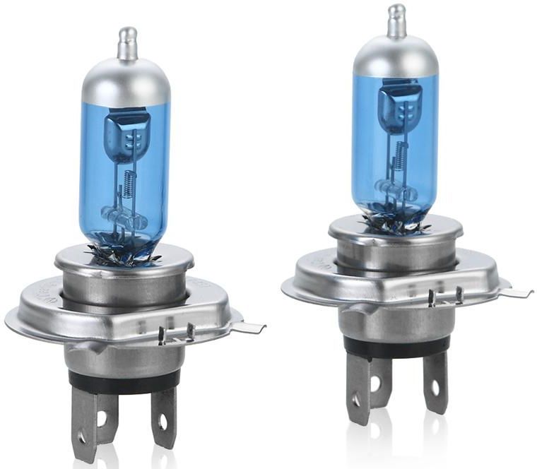 Лампа автомобильная галогенная Clearlight WhiteLight, цоколь Н4, 12V, 60/55W, 2 штMLH4WL Лампа автомобильная галогенная Clearlight WhiteLight, цоколь Н4, 12V, 60/55W, 2 штMLH4WLГалогеновые лампы Clearlight WhiteLight излучают теплый белый свет, имеют отличное качество изготовления и небольшую стоимость наравне с прекрасными эксплуатационными характеристиками и продолжительным сроком службы. Выпускаются практически для всех видов цоколей. В лампах используется очень долговечная нить накала, которая дает больший световой пучок.