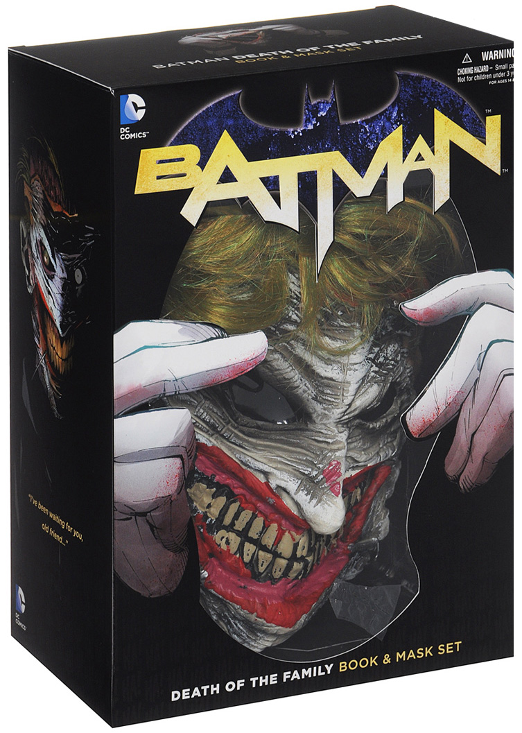 Batman: Volume 3: Death of the Family: Book & Mask Set