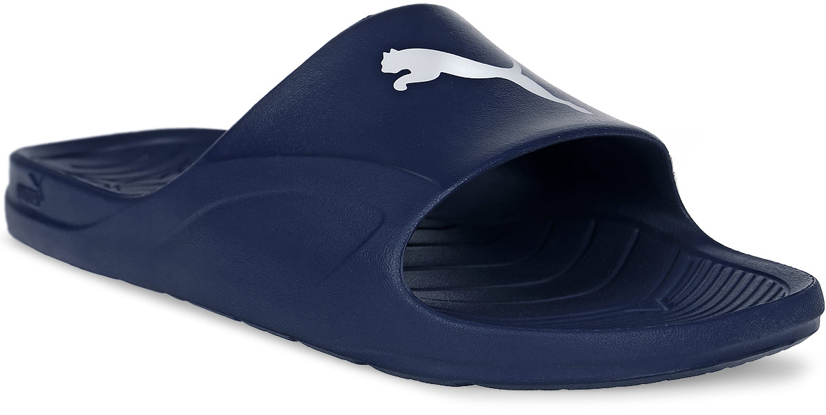 Шлепанцы мужские Puma Divecat, цвет: темно-синий. 36027403. Размер 7 (39,5)36027403 Шлепанцы мужские Puma Divecat, цвет: темно-синий. 36027403. Размер 7 (39,5)36027403Цельнолитые шлепанцы Puma Divecat изготовлены из очень легкого материала, а мягкая подошва, повторяющая очертания стопы поможет вам расслабиться и дать отдых усталым ногам после захватывающего матча или активной тренировки! Износоустойчивый материал, из которого изготовлены шлепанцы Divecat, обладает отличным сцеплением с поверхностью. Легкие и удобные сланцы Divecat, выполненные в пляжном стиле - замечательный выбор для теплых месяцев. Носите их с шортами, брюками или джинсами, они идеально подходят к любому гардеробу. Легкая и удобная обувь - это именно то, что нужно для отличного отдыха. Не бойтесь поскользнуться ни у бассейна, ни в душе, когда на вас Divecat!