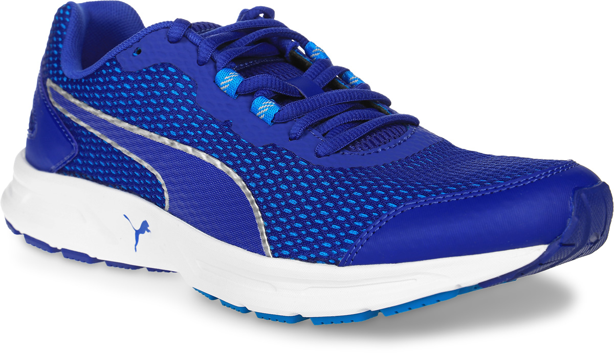 Кроссовки мужские для бега Puma Descendant V4, цвет: синий. 18905610. Размер 6,5 (39)18905610 Кроссовки мужские для бега Puma Descendant V4, цвет: синий. 18905610. Размер 6,5 (39)18905610Модель Descendant V4 предназначена для современных атлетов, увлекающихся различными видами спорта, которым требуется отличная беговая обувь. Опираясь на технологические достижения, воплощенные в флагманской модели Speed Ignite 500, созданы такие кроссовки, в которых удобно совершенствовать технику бега. Динамичные силуэт и малый вес Descendant V4 превращают постижение философии бега в удовольствие.