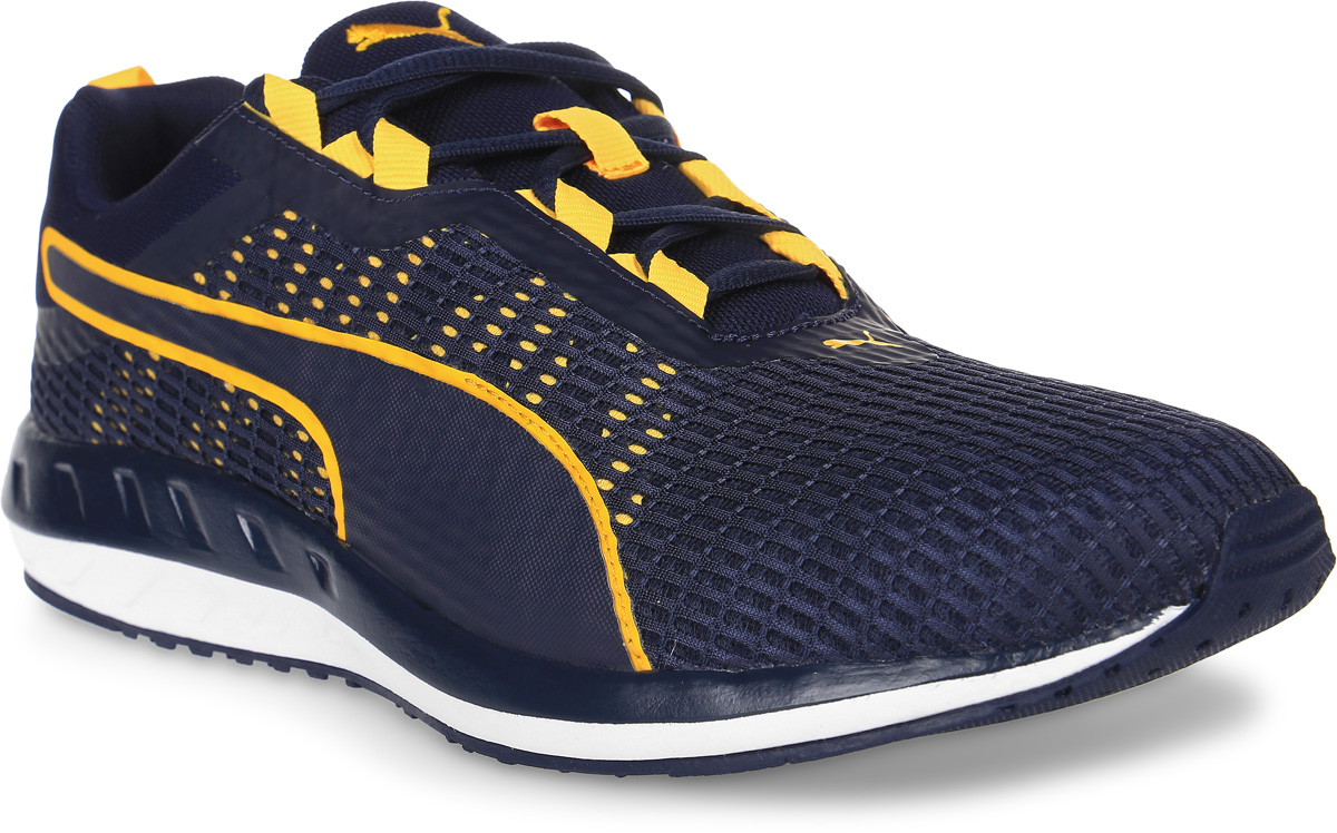Кроссовки мужские Puma Flare 2 Dash, цвет: черный. 18952701. Размер 7,5 (40)18952701 Кроссовки мужские Puma Flare 2 Dash, цвет: черный. 18952701. Размер 7,5 (40)18952701Стильные и технологичные беговые кроссовки Flare 2 Dash. За счет приподнятой промежуточной подошвы и специального пеноматериала SPRK, кроссовки Flare 2 Dash обеспечивают превосходную амортизацию и комфорт. Эластичная тесьма внутри кроссовка обеспечивает надежную фиксацию стопы, в то время как сетка позволяет воздуху проникать внутрь. Для повышенного комфорта стопы модель снабжена стелькой, изготовленной из вспененного материала.