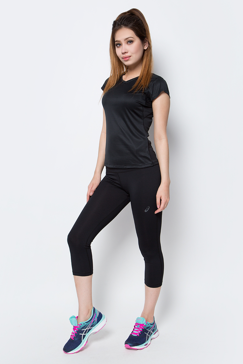 Бриджи для фитнеса женские Asics 3/4 Spiral Tight, цвет: черный. 136047-0904. Размер S (42/44)136047-0904 Бриджи для фитнеса женские Asics 3/4 Spiral Tight, цвет: черный. 136047-0904. Размер S (42/44)136047-0904Женские бриджи для фитнеса Asics 3/4 Spiral Tight выполнены из полиэстера с добавлением эластана. На талии модель дополнена эластичным поясом.