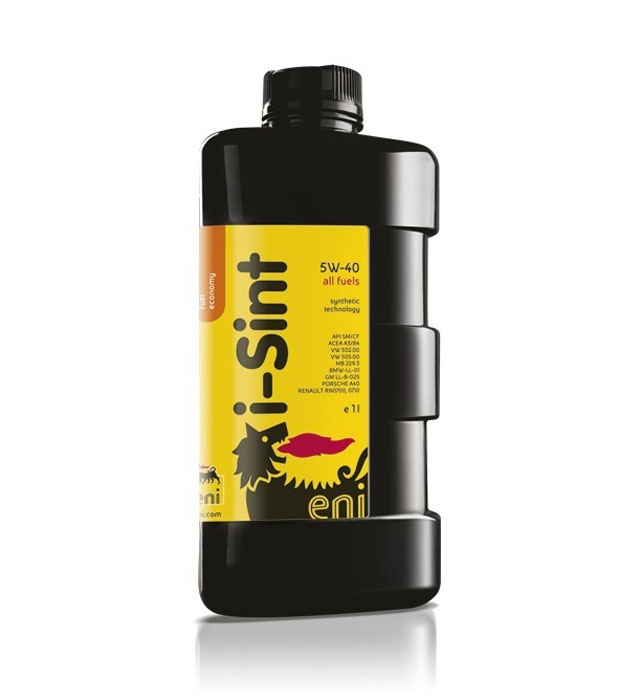 Моторное масло Eni 5w-40 i-Sint TD 1лEni5w40iSintTD1 Моторное масло Eni 5w-40 i-Sint TD 1лEni5w40iSintTD1Eni i-Sint TD высококачественное, полностью синтетическое моторное масло последнего поколения, отвечающее новейшим требованиям автопроизводителей. Масло специально разработано для всех типов дизельных двигателей, в том числе двигателей с турбонаддувом и катализатором, установленных на современном легковом и коммерческом транспорте и предназначено для применения в любых климатических условиях. Специальное высококачественное синтетическое базовое масло и новейший высокотехнологичный пакет присадок, используемые в производстве масла Eni i-Sint TD, гарантируют стабильную вязкость в широком диапазоне условий применения. Благодаря классу вязкости (SAE 5W-40) гарантируется быстрая циркуляция масла и как следствие надежная смазка всех трущихся деталей двигателя в критический момент запуска, включая условия с очень низкими наружными температурами. Использование малоиспаряемых компонентов с высокой термостабильностью значительно снижает потребление масла. Eni i-Sint TD обладает высочайшими противоизносными характеристиками, обеспечивающими долговременную работу двигателя и снижающими потребность в сервисном обслуживании и капитальном ремонте. Как дорожные, так и лабораторные испытания показали, что Eni i-Sint TD обладает идеальным соотношением вязкостных, моюще-диспергирующих, смазывающих и противоизносных свойств, гарантирующих максимальную защиту двигателя при любых условиях эксплуатации. Хорошие антипенные свойства предотвращают появление воздушных пузырьков, вредно влияющих на прочность масляной пленки. Масло совместимо со всеми типами прокладок и эластомеров, применяемых в автомобильной промышленности. Объем 20 литров.ХарактеристикиСпецификации и одобрения API CF, ACEA B3/B4, MB 229.3, VW 505.00, GM LL-B-025, BMW LL01, RENAULT RN 0700, 0710