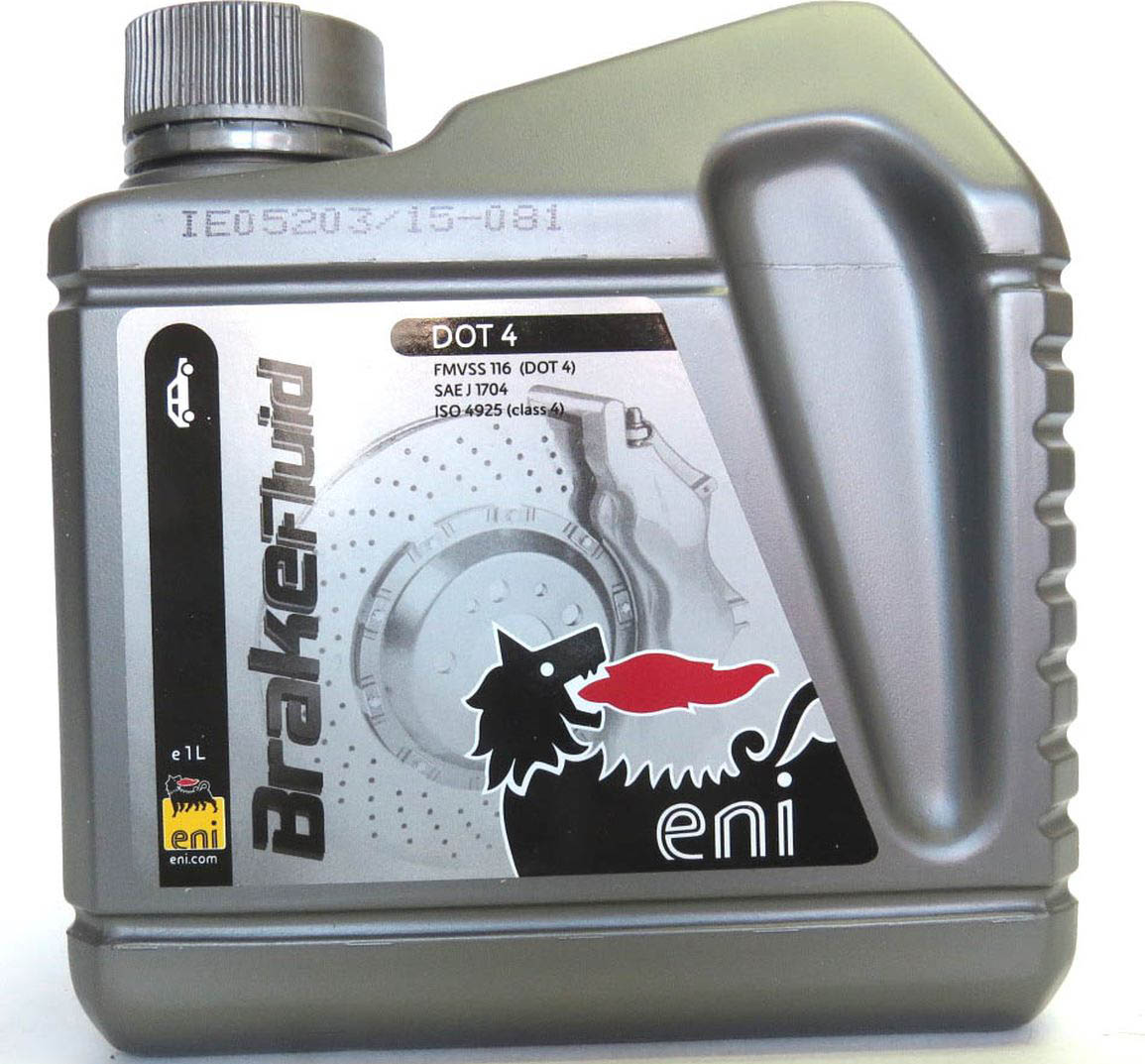 Жидкость тормозная Eni Brake Fluid DOT 4, 1лEniBrakeFluidDOT41 Жидкость тормозная Eni Brake Fluid DOT 4, 1лEniBrakeFluidDOT41Тормозная жидкость Eni Brake Fluid DOT 4 - это жидкость желтого цвета, разработанная для применения во всех тормозных системах дискового или барабанного типа транспортных средств, а также в системах сцепления. Эта тормозная жидкость может применяться также в случаях, когда тормозные системы работают в очень тяжелых условиях эксплуатации (автомашины с тяжелыми прицепами, грузовики и т.д.) Благодаря высокой температуре кипения, тормозная жидкость Brake Fluid DOT 4 абсолютно надежна в эксплуатации, даже при высоких температурах, появляющихся в тормозной системе при длительном торможении. Жидкость имеет хорошую сопротивляемость «загрязнению» водой, уменьшающей температуру кипения. Жидкость имеет очень низкую температуру застывания и поэтому сохраняет нужную вязкость при очень низких температурах. Тормозная жидкость нейтральна ко всем типам металлов, используемых в тормозных системах, включая кадмий и цинк. Она имеет хорошие смазывающие и противоизносные свойства. Тормозная жидкость Brake Fluid DOT 4 совместима со всеми резиновыми компонентами и предохраняет от повреждения все прокладки и уплотнения. Имеет хорошую химическую стабильность даже при высоких температурах.
