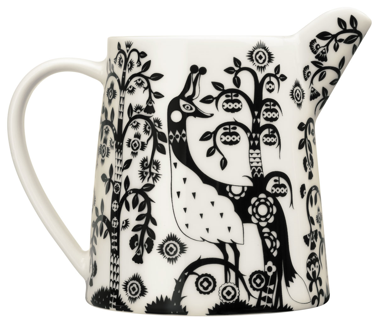 Кувшин Iittala Taika, цвет: черный, 0,5 л1011646 Кувшин Iittala Taika, цвет: черный, 0,5 л1011646Кувшин Iittala Taika выполнен из качественного жароустойчивого прочного фарфора с долговечным стекловидным эмалевым покрытием. Можно мыть в посудомоечной машине.Объем: 0,5 л.