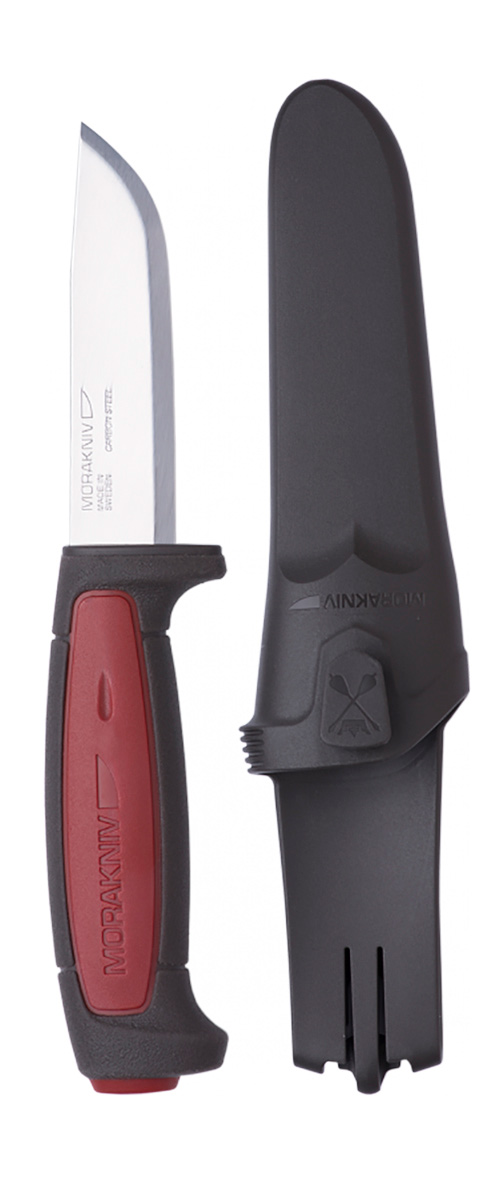 Нож туристический Morakniv Pro C, цвет: красный, черный, стальной, длина лезвия 9,1 см12243 Нож туристический Morakniv Pro C, цвет: красный, черный, стальной, длина лезвия 9,1 см12243Morakniv Pro C - это многоцелевой нож скандинавского типа. Рукоять ножа выполнена в традиционной форме, обладает отличными антискользящими характеристиками. Клинок изготовлен из высокоуглеродистой стали, явным преимуществом которой является ее надежность. Заточка ножа держится очень долго. Основа рукояти выполнена из пластика, то есть сам клинок запаян в очень плотный пластик, а поверх пластика покрыта тонким резиновым слоем. Резина не позволяет рукояти скользить даже в мокрой руке. В комплекте имеются ножны (чехол) с клипсой в форме задвижки, которая фиксируется на ремне. Клипса на ремне держится очень хорошо, случайное соскакивание ножны во время активного движения практически исключено. Для отвода воды внизу ножен предусмотрено дренажное отверстие.Общая длина ножа: 20,6 см.