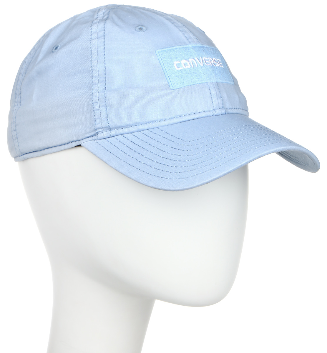 Бейсболка Converse Overdye Cap, цвет: голубой. 530925. Размер универсальный530925 Бейсболка Converse Overdye Cap, цвет: голубой. 530925. Размер универсальный530925Стильная бейсболка Converse идеально подойдет для прогулок, занятий спортом и отдыха. Бейсболка, выполненная из 100% хлопка, надежно защитит вас от солнца и ветра. Модель имеет классическую конструкцию из шести панелей и специальные вентиляционные отверстия. Изделие оформлено вышивкой с логотипом бренда. Объем бейсболки регулируется при помощи хлястика с пряжкой.