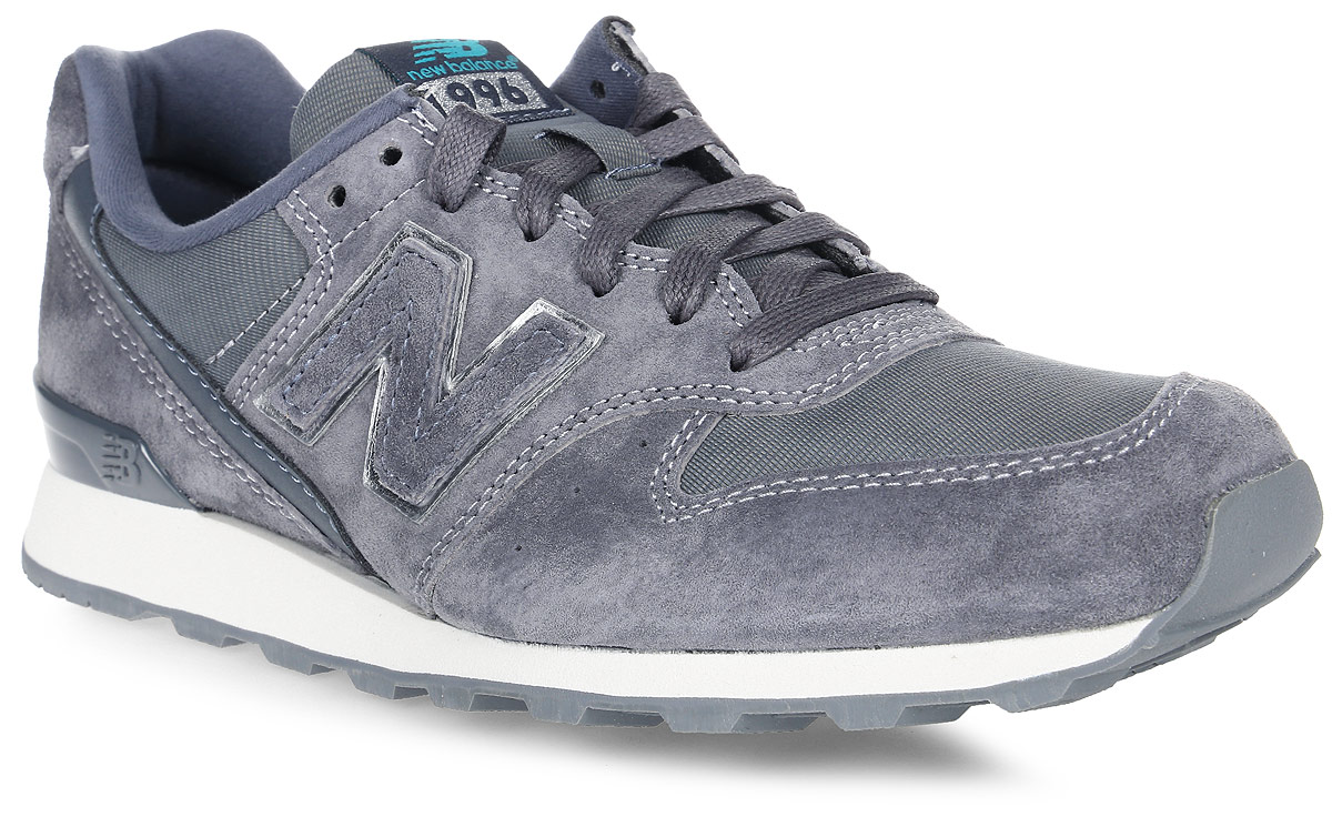 Кроссовки женские New Balance 996, цвет: серый. WR996EB/D. Размер 5 (35)WR996EB/D Кроссовки женские New Balance 996, цвет: серый. WR996EB/D. Размер 5 (35)WR996EB/DСтильные женские кроссовки от New Balance придутся вам по душе. Верх модели выполнен из высококачественныхматериалов. По бокам обувь оформлена декоративными элементами в виде фирменного логотипа бренда, на язычке - фирменной нашивкой, задник логотипом бренда. Классическая шнуровка надежно зафиксирует изделие на ноге. Подкладка и стелька, изготовленные из текстиля, гарантируют уют и предотвращают натирание. Подошва оснащена рифлением для лучшей сцепки с поверхностями. Удобные кроссовки займут достойное место среди коллекции вашей обуви.