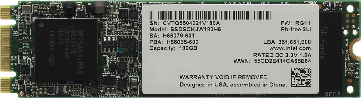 Intel 535 Series 180GB SSD-накопитель (SSDSCKJW180H601)SSDSCKJW180H601 Intel 535 Series 180GB SSD-накопитель (SSDSCKJW180H601)SSDSCKJW180H601SSD-накопитель Intel 535 Series станет хорошим решением для создания системного диска. Операционная система, установленная на представленную модель, станет загружаться и работать существенно быстрее по сравнению со стандартными механическими жесткими дисками.Обмен данными осуществляется посредством распространенного интерфейса SATA III. Система вашего ПК сможет еще быстрее записывать данные на жесткий диск, а ваши файлы будут быстрее откликаться на запросы.Накопитель Intel 535 Series изготавливается с использованием технологии MLC, способной обеспечить максимальное быстродействие и надежность на весь срок эксплуатации.Форм-фактор М.2 позволяет устанавливать представленную модель в самые современные материнские платы.