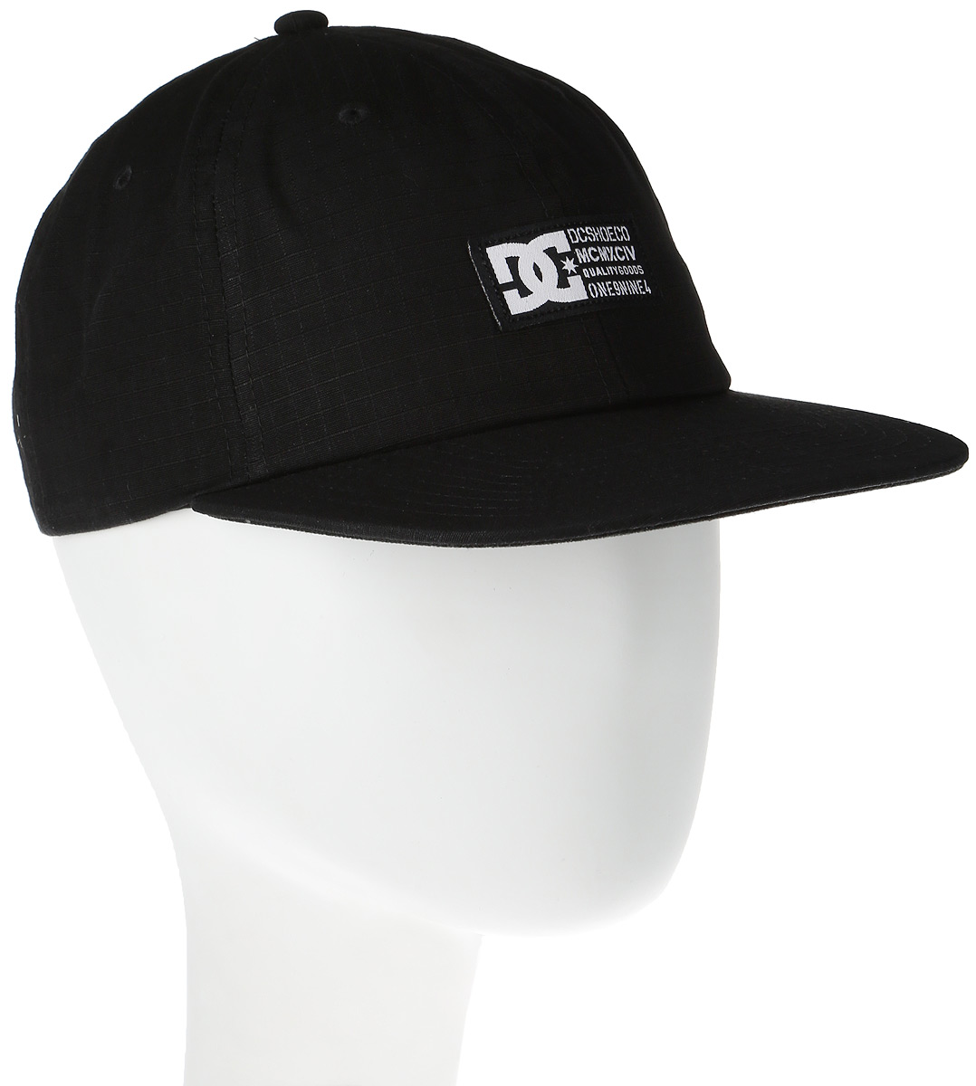 Бейсболка мужская DC Shoes Seargy, цвет: черный. ADYHA03431-KVJ0. Размер универсальныйADYHA03431-KVJ0 Бейсболка мужская DC Shoes Seargy, цвет: черный. ADYHA03431-KVJ0. Размер универсальныйADYHA03431-KVJ0Бейсболка мужская Seargy изготовлена из 100% износостойкого хлопка. Модель имеет 6-панельный дизайн. Обхват регулируется с помощью пластикового ремешка сзади, поэтому бейсболка сидит плотно и уютно. Модель спереди дополнена декоративным армейским ярлыком.