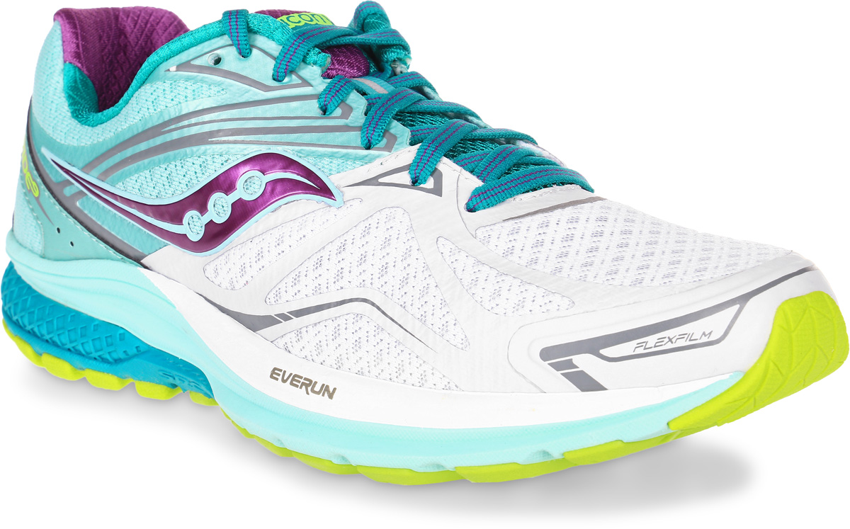 Кроссовки для бега женские Saucony Ride 9, цвет: белый, бирюзовый. S10318-7. Размер 9 (40)S10318-7 Кроссовки для бега женские Saucony Ride 9, цвет: белый, бирюзовый. S10318-7. Размер 9 (40)S10318-7Женские кроссовки для бега Saucony Ride 9 выполнены из сетчатого текстиля, который хорошо пропускает воздух и обеспечивает оптимальную вентиляцию. Шнуровка надежно фиксирует модель на ноге. Внутренняя подкладка, выполненная по технологии RunDry, впитывает влагу и обеспечивает комфорт во время бега. Дляподдержания стопы при движении используется прочный и легкий материал FlexFilm. Подошва с технологией TRI-Flex и специальная вставка IBR+ помогают равномерно распределять нагрузку во время бега. Модель Ride 9, благодаря вставке EVERUN, обеспечивает более плавное приземление в пятке и уменьшает давление в передней части стопы.Износоустойчивая подошва класса XT-900 дополнена рельефным рисунком, который способствует отличному сцеплению с поверхностью.