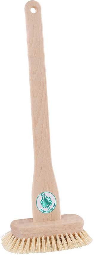 Щетка для ванны Redecker, 41 см302542 Щетка для ванны Redecker, 41 см302542Зачастую чистка ванны является трудозатратным процессом, поскольку большинство пытается оттереть её ручными тряпками или маленькими губками, предназначенными для куда более скромных поверхностей. В результате, уборка занимает кучу времени, а спина и руки затекают, поскольку долго находятся в неестественном для них положении. Redecker представляет щётку, созданную специально для ванны. Она изготовлена из натуральной необработанной древесины бука и волокна тэмпико, добываемого из растений агавы, произрастающих на мексиканских плато. Это растительное волокно характеризуется высокой жаро- и формоусточивостью, что делает его идеальным материалом для чистящих щеток. Длинная ручка помогает распределить усилия, а большая рабочая поверхность с щетиной поможет справиться с уборкой ванны гораздо быстрее, чем обычно.Длина щётки - 41 см.