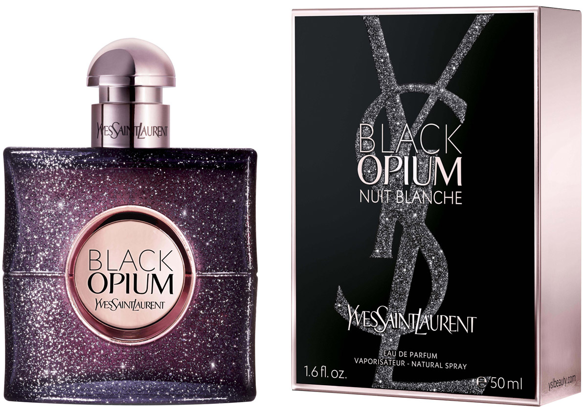 Yves Saint Laurent Opium Black Nuit Blanche парфюмерная вода женская, 50 мл974558 Yves Saint Laurent Opium Black Nuit Blanche парфюмерная вода женская, 50 мл974558Black Opium Nuit Blanche – роскошный, таинственный и увлекательный женский восточно-пряный аромат, выпущенный в самом начале 2016 года знаменитым модным домом Yves Saint Laurent. Ароматическая композиция вдохновлена ночной жизнью Парижа – города, который никогда не спит, его волшебными, словно наэлектризованными ночами, во время которых могут происходить самые удивительные, загадочные и даже фантастические события.Верхний аккорд композиции начинает звучание с нежного, тонкого запаха риса с вкрадчивым, бархатистым эффектом, который смешивается с энергичными, провокационными пряными нотками перца бурбон. Сердце аромата покоряет глубоким и многогранным горьковатым ароматом черного кофе в утонченном сиянии пряно-медового запаха апельсинового цвета.Завершает звучание парфюма нежнейший, искусительный ароматический шлейф, сотканный из бархатисто-сливочного сандала, восхитительной сладости ванили и шелковистого, волнующего мускуса.