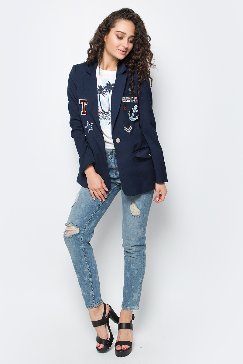 Жакет женский Tom Tailor Denim, цвет: темно-синий. 3922951.00.71_6593. Размер S (44)3922951.00.71_6593 Жакет женский Tom Tailor Denim, цвет: темно-синий. 3922951.00.71_6593. Размер S (44)3922951.00.71_6593Женский жакет Tom Tailor Denim изготовлен из высококачественного материала. Жакет с воротником с лацканами и длинными рукавами застегивается на металлическую пуговицу. Модель имеет два прорезных кармана с клапанами спереди. Украшено изделие нашивками.