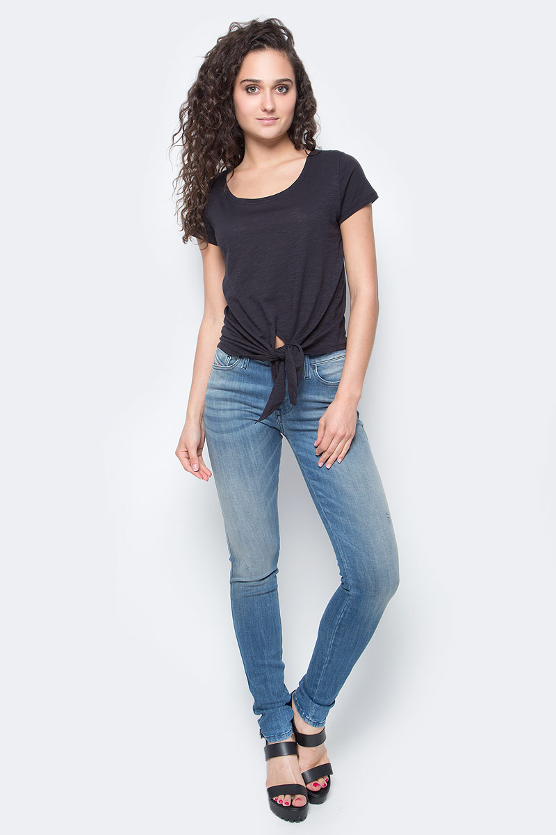 Футболка женская Only, цвет: черный. 15138468_Black. Размер M (46)15138468_Black Футболка женская Only, цвет: черный. 15138468_Black. Размер M (46)15138468_BlackСтильная женская футболка Only подчеркнет ваш стиль и поможет создать оригинальный образ. Модель имеет короткие рукава и круглый вырез горловины. Изделие дополнено узелком.