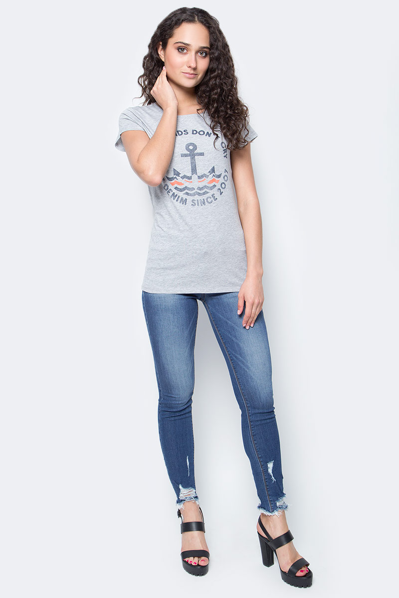 Футболка женская Tom Tailor Denim, цвет: серый. 1037264.01.71_2220. Размер XL (50)1037264.01.71_2220 Футболка женская Tom Tailor Denim, цвет: серый. 1037264.01.71_2220. Размер XL (50)1037264.01.71_2220Женская футболка Tom Tailor выполнена из хлопка. Модель с круглым вырезом горловины и короткими стандартными рукавами. Спереди футболка оформлена принтом.