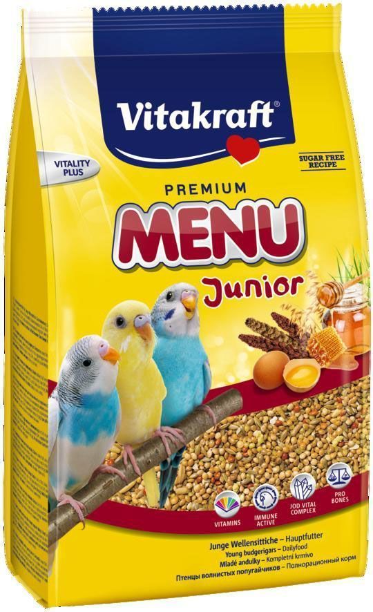 Корм для птенцов волнистых попугаев Vitakraft Menu, 500 г21337 Корм для птенцов волнистых попугаев Vitakraft Menu, 500 г21337Основной корм для птенцов и молодых волнистых попугаев в возрасте до 1 года, разработанный с учетом потребностей данного биологического вида. Содержит отборные зерна и семена, ценные виды протеинов, например, из цельных яиц и полный комплекс питательных компонентов, которые обеспечивают оптимальный рост и правильную структуру оперения. Состав: зерновые - 81,1%, семена - 16%, минеральные вещества - 1%, хлебобулочные изделия, яйца и яичные продукты (цельное яйцо - 0,24%), масла и жиры, растительные продукты, мед, дрожжи (бета-глюкан 0,01%). Товар сертифицирован.