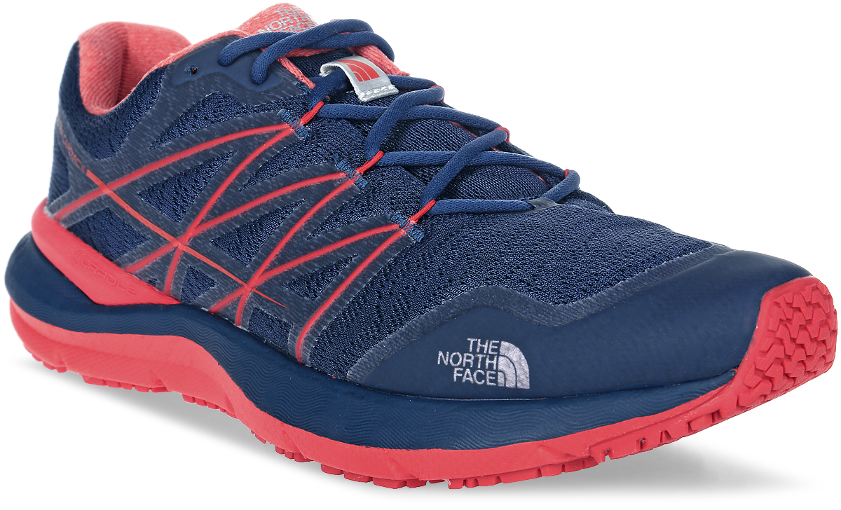 Кроссовки мужские The North Face M Ultra Cardiac Ii, цвет: синий, красный. T92VUVTGZ. Размер 11H (45)T92VUVTGZ Кроссовки мужские The North Face M Ultra Cardiac Ii, цвет: синий, красный. T92VUVTGZ. Размер 11H (45)T92VUVTGZЛегкие, но технологичные кроссовки для комфортного бега по наиболее пересеченной местности с дышащим верхом из ткани FlashDry™ и подошвой Vibram®. Подошва Vibram® по всей длине обеспечивает наилучшее сцепление с поверхностью и баланс, а верхний сетчатый слой Ultra Airmesh будет держать стопу в максимально комфортном состоянии при длительных пробежках.