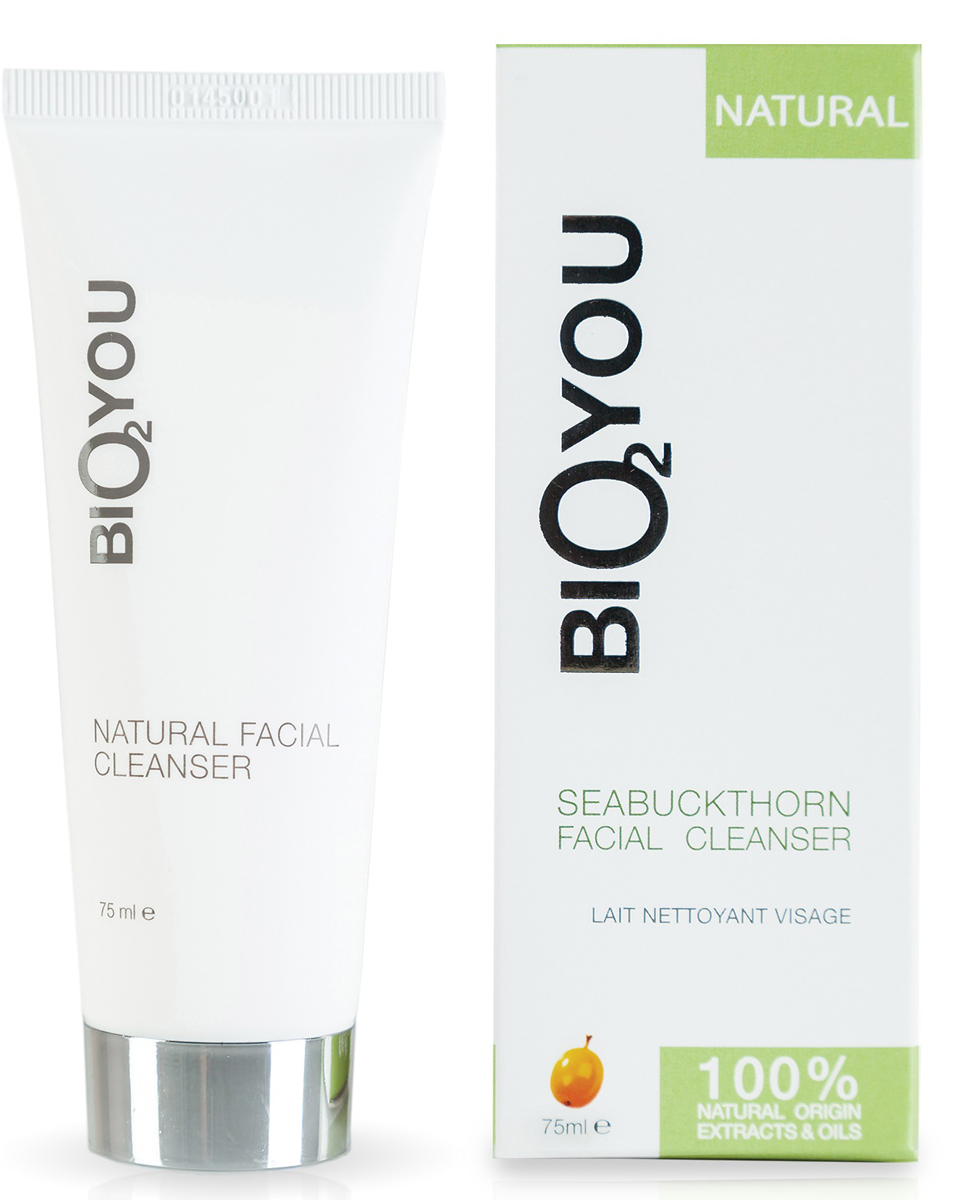 BIO2You Natural Skin Car Натуральное средство для очищения лица с облепихой, 75 мл960145 BIO2You Natural Skin Car Натуральное средство для очищения лица с облепихой, 75 мл960145Очищает кожу от загрязнений, грима и отмерших клеток, стимулируя образование новых клеток кожи. Обладает приятным смягчающим эффектом и противовоспалительными свойствами. Полезно для тонизирования жирной кожи лица. Увлажняет и придает длительное приятное ощущение, делая кожу мягкой и упругой.