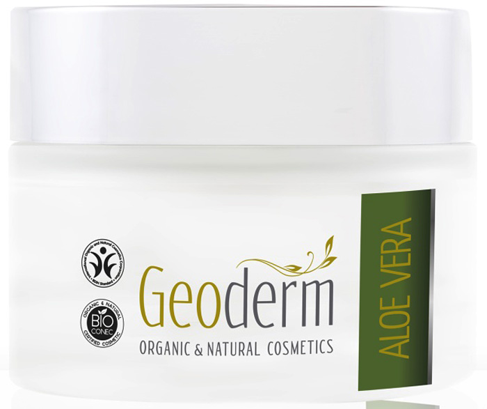 Geoderm Увлажняющий крем для лица Алоэ вера, 50 мл8316 Geoderm Увлажняющий крем для лица Алоэ вера, 50 мл8316Интенсивный увлажняющий крем на основе сока листьев алоэ органического происхождения защищает кожу от агрессивного воздействия окружающей среды и быстро насыщает ее влагой и питательными веществами. Крем, обогащенный экстрактом цветов ромашки аптечной и органическим миндальным маслом, легко впитывается в кожу и оживляет ее, придавая мягкость и эластичность. Активные ингредиенты: • Сок листьев алоэ вера (до 50%)• Масло сладкого миндаля • Экстракт цветков ромашки аптечной• Витамин E