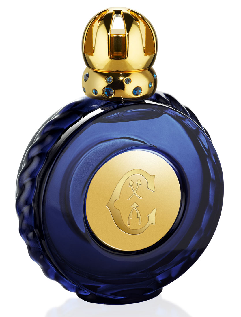 Charriol Imperial Saphir Парфюмерная вода женская 30 мл704001 Charriol Imperial Saphir Парфюмерная вода женская 30 мл704001IMPERIAL SAPHIR - новый Eau De Parfum от ювелирного дома Charriol, призванный приковывать внимание к своей обладательнице как днем, так и ночью, подчеркивая ее красоту и делая ее еще более сияющей и привлекательной. Аромат назван в честь сапфира, очень востребованного драгоценного камня, символа богатства, силы и чистоты. Согласно легендам, сила сапфира может улучшать жизнь его владельца... IMPERIAL SAPHIR - новый ароматный талисман для неизменно элегантных, гламурных женщин, привыкших к роскоши часов и ювелирных изделий Charriol. Парфюм наделен благородным ароматом и помещен во флакон, который сам напоминает украшение из золота и синего сапфира. Роскошный, чарующий, уникальный аромат, который окружает женщину ореолом таинственности, характерной для драгоценного сапфира... IMPERIAL SAPHIR Eau De Parfum - это настоящая ода женской чувственности, богатая, изысканная композиция с прекрасным величественным шлейфом.