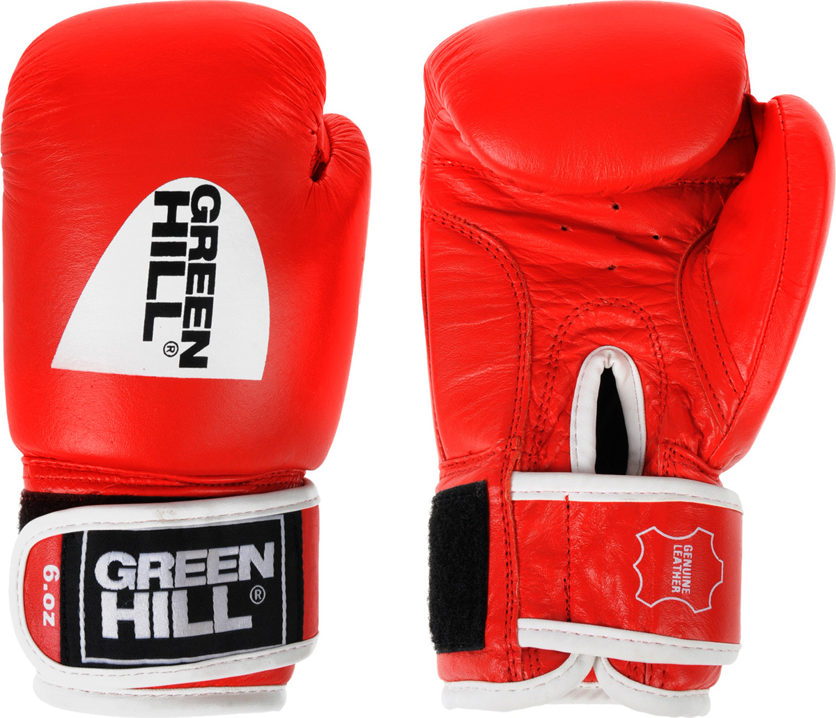 Перчатки боксерские Green Hill Gym, цвет: красный. Вес 6 унцийBGG-2018 Перчатки боксерские Green Hill Gym, цвет: красный. Вес 6 унцийBGG-2018Боксерские перчатки Green Hill Gym специально разработаны для тренировочных спаррингов. Верх выполнен из натуральной кожи, наполнитель - из предварительно сформированного пенополиуретана. Перфорированная поверхность в области ладони позволяет создать максимально комфортный терморежим во время занятий. Широкий ремень, охватывая запястье, полностью оборачивается вокруг манжеты, благодаря чему создается дополнительная защита лучезапястного сустава от травмирования. Застежка на липучке способствует быстрому и удобному одеванию перчаток, плотно фиксирует перчатки на руке.