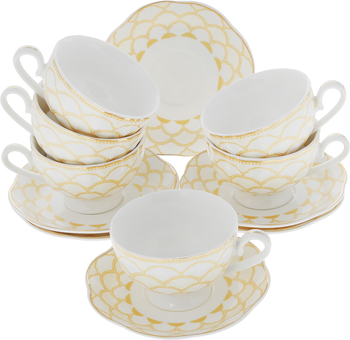 Кофейный сервиз Loraine, 110 мл, цвет: белый, золотой. 26440-126440-1 Кофейный сервиз Loraine, 110 мл, цвет: белый, золотой. 26440-126440-1Кофейный сервиз Loraine на 6 персон выполнен из высококачественного костяного фарфора - материала, безопасного для здоровья и надолго сохраняющего тепло напитка. В наборе 6 чашек и 6 блюдец. Несмотря на свою внешнюю хрупкость, каждый из предметов набора обладает высокой прочностью и надежностью. Изделия украшены тонкой золотой каймой, внешние стенки дополнены красивым рельефным рисунком. Элегантный классический дизайн сделает этот набор изысканным украшением любого стола. Набор упакован в подарочную коробку, поэтому его можно преподнести в качестве оригинального и практичного подарка для родных и близких. Объем чашки: 110 мл. Диаметр чашки (по верхнему краю): 7,5 см. Высота чашки: 5 см. Диаметр блюдца: 11,5 см.