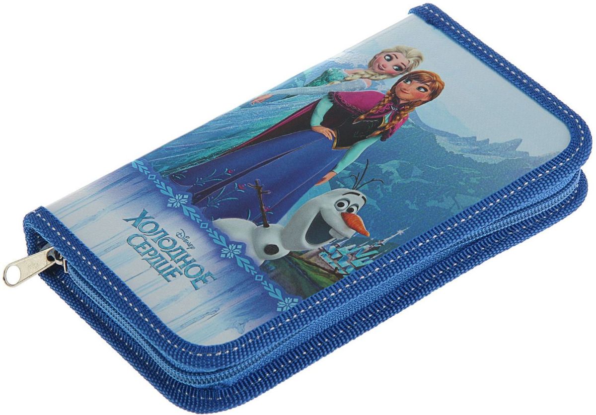 Disney Пенал Frozen с наполнением2382758 Disney Пенал Frozen с наполнением2382758Яркий и веселый односекционный пенал Disney Frozen поможет вашему непоседе сохранять порядок у себя в рюкзаке и на письменном столе.Жесткий пенал выполнен из прочного ламинированного картона и закрывается на застежку-молнию. Состоит из вместительного отделения, в котором без труда поместятся все необходимые в школе канцелярские принадлежности.Внутри отделения находятся эластичные крепления для канцелярских принадлежностей. В комплект с пеналом входят линейка, шариковая ручка и 7 карандашей.Для обеспечения дополнительной износоустойчивости, пенал с закругленными уголками отделан лентой из полиэстера по краю.С таким аксессуаром ваш юный школьник станет главным модником в классе!