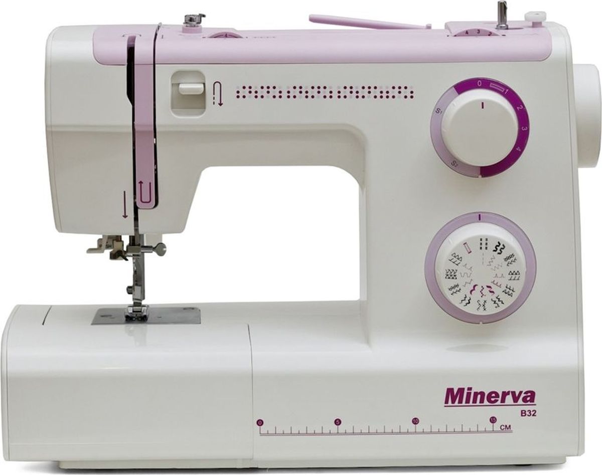 Minerva B32 швейная машинаM-MB32 Minerva B32 швейная машинаM-MB32Электромеханическая швейная машина Minerva B32 выполняет 32 строчки, в том числе выметывает петлю в автоматическом режиме. Работает с любыми видами тканей (от шифона до джинса и кожи), имеет усиленный нижний транспортер.Для трикотажных тканей имеются специальные строчки, для обработки низа изделий - потайной шов. Так же чтобы украсить ваше изделие можно применять отделочные и фестонные строчки. Чтобы облегчить Вашу работу, машина оснащена функцией автоматической заправки нити иподсветкой рабочей зоны, имеет съемную консоль, позволяет выполнять плавную регулировка строчек. Так же есть возможность шить двойной иглой.Характеристики:Класс: ЭлектромеханическаяПодходит: для начинающихПетля: АвтоматЧелнок: ВертикальныйНитеобрезчик: ЕстьСкорость шитья: 800 об/мин.Длина стежка: 4ммШирина стежка: 5ммПодъем лапки – 6 ммВозможности: 32 различных строчки:- трикотажные- потайной шов- отделочные- фестонная вышивкаПетля в автоматическом режимеАвтозаправка нитиРабота двойной иглойМощность: 105 ВтКомплектация:Мягкий чехолШпульки и отверткиЛапка для петли автоматЛапка для пришивания пуговицПриспособление для выстегиванияАвтозаправка нитиЛапки:Универсальная лапкаЛапка для пришивания пуговицЛапка для выметывания петлиЛапка для вшивания молнииДисплей: НетПитание от сети: ЕстьКорпус: ПластикСтрана производитель: Вьетнам3 года гарантии