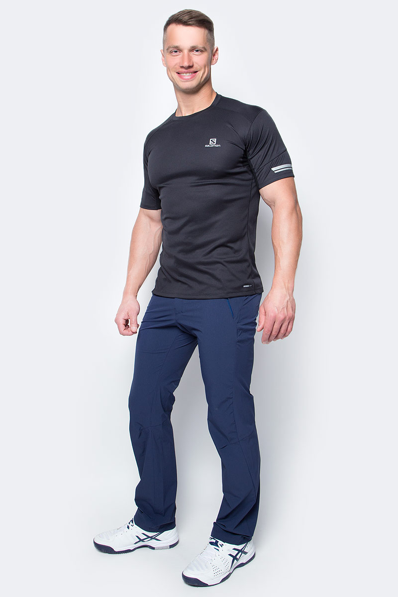 Футболка для бега мужская Salomon Agile Ss Tee, цвет: черный. L39386600. Размер XL (56/58)L39386600 Футболка для бега мужская Salomon Agile Ss Tee, цвет: черный. L39386600. Размер XL (56/58)L39386600Легкая функциональная футболка Salomon с сетчатым карманом для спортивного геля и светоотражающими на 360° элементами для бега в любое время суток.