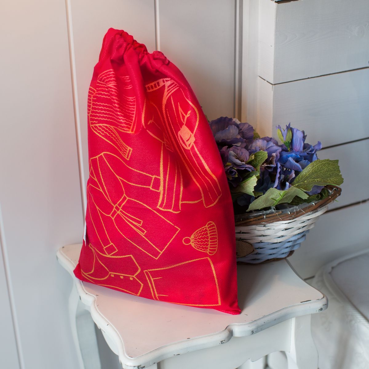 Чехол для обуви Homsu "Lady in Red", 45 х 30 см
