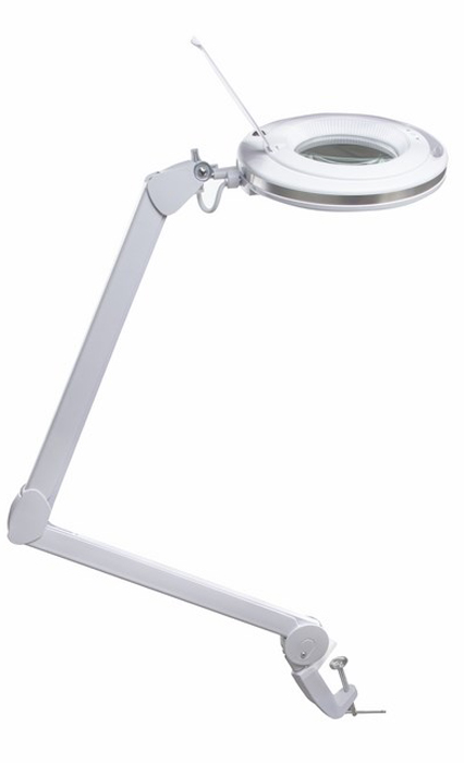 Лупа на струбцине круглая 3X с подстветкой и сенсорным регулятором 60 LED, белая Rexant31-0531 Лупа на струбцине круглая 3X с подстветкой и сенсорным регулятором 60 LED, белая Rexant31-0531Лупа на струбцине круглая настольная 3Х с подсветкой и сенсорной регулировкой освещенности, белая REXANT предназначена для визуального увеличения различных мелких предметов или их фрагментов. Она используется в косметологии, в тату салонах, при выполнении ювелирных и радиомонтажных работ, при ремонте часов, в биологии и медицине, в швейном и вышивальном деле, для организации труда людей со слабым зрением, а также для других работ, где требуется дополнительное увеличение и подсветка рабочего поля. Такая оптическая система состоит из линзы, удобного пантографического механизма и бестеневой подсветки.ОСНОВНЫЕ ПРЕИМУЩЕСТВА:1. Линза изготовлена из стекла, это обеспечит четкое изображение с минимальным уровнем искажений. Применяется особый вид линз, который не переворачивает изображение при увеличении;2. Быстросъемное кольцо позволит легко демонтировать текущую и установить новую линзу с другими характеристиками, если это необходимо;3. Экономия электроэнергии. Лампа в рабочем состоянии потребляет не более 8Вт;4. Бестеневая всесторонняя подсветка предметов;5. Увеличенный срок службы. Достигается за счет использования светодиодной (LED) подсветки;6. Встроенный стабилизатор напряжения, благодаря которому, лампа излучает ровный свет без мерцания;7. Прибор оснащен сенсорной регулировкой яркости LED подсветки;8. Модернизированный пантографический механизм, состоящий из звеньев, обеспечит лучшую устойчивость и точную фиксацию лупы в пространстве в необходимом положении;9. Рабочий радиус регулировки механизма достигает 105см;10. Струбцинное крепление к столу надежно зафиксирует лампу-лупу на любой плоской поверхности;11. На корпусе держателя линзы имеется специальная ручка, которая обеспечит дополнительный комфорт при использовании прибора.ТЕХНИЧЕСКИЕ ХАРАКТЕРИСТИКИ: - размер линзы: 127мм; - оптическая сила линзы: 3 диоптрии - 3D (увеличение в 1.75 раза); - источник света: 60 светодиодов (LED) расположенных по кругу; - потребляемая мощность подсветки: 8Вт; - напряжение питания: АС 220-240В, 50Гц.Лупа с подсветкой REXANT необходима не только любому специалисту для выполнения работ с высокой точностью и безопасностью для клиента, но также она будет незаменимым прибором в быту.