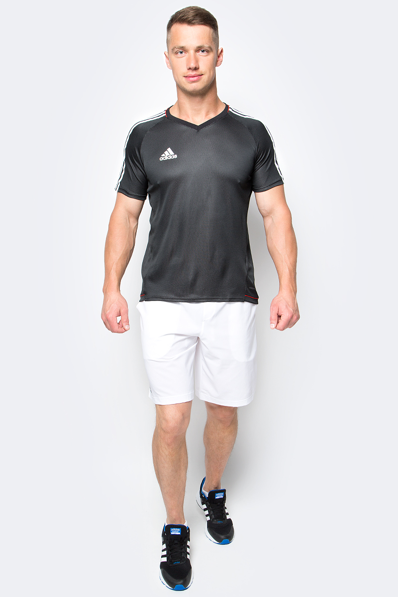 Футболка мужская Adidas Tir Jsy, цвет: черный. AZ9765. Размер M (48/50)AZ9765 Футболка мужская Adidas Tir Jsy, цвет: черный. AZ9765. Размер M (48/50)AZ9765Принимай и веди. Мастерство требует упорства. Оттачивай навыки маневрирования в этой мужской футболке. Легкая ткань с технологией climalite отводит излишки влаги, сохраняя ощущение комфорта. Три полоски на рукавах в классическом футбольном стиле.Ткань с технологией climalite быстро и эффективно отводит влагу с поверхности кожи, поддерживая комфортный микроклимат.Легкая функциональная ткань.Рифленый V-образный ворот, внутренний шов ворота обработан тесьмой.Рукава реглан; три полоски на рукавах.Эта модель — часть экологической программы adidas: использованы технологии, сберегающие природные ресурсы; каждая нить имеет значение: переработанный полиэстер сохраняет природные ресурсы и уменьшает отходы производства