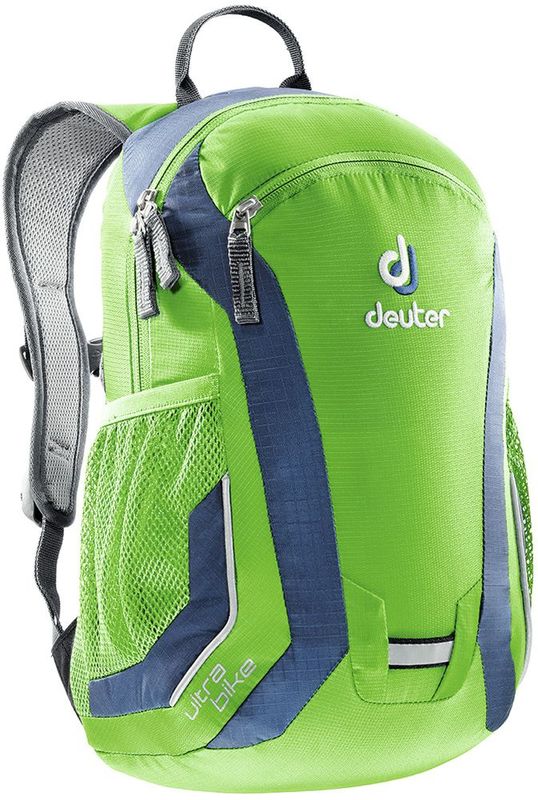 Deuter Рюкзак Ultra Bike цвет зеленый36062-2304 Deuter Рюкзак Ultra Bike цвет зеленый36062-2304Рюкзак Deuter Ultra Bike предназначен для самых юных спортсменов-байкеров, выдержан в одном стиле с рюкзаками для взрослых. Этот уменьшенный вариант рюкзака Bike One имеет спинку, адаптированную под детскую анатомию, и рассчитан на детей от пяти лет.Рюкзак имеет анатомические мягкие плечевые лямки, нагрудный ремень. Рюкзак имеет одно отделение, внутри которого располагается именная бирка, передний карман на молнии и два сетчатых боковых кармана. Отражатели 3M располагаются со всех сторон, имеется отражающая петля для проблескового фонарика.